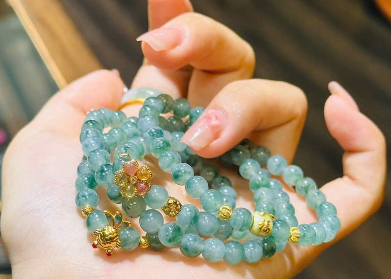 Nên nạp năng lượng và thiết lập ý định cá nhân trước khi dùng ngọc