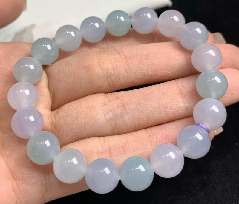 Ngọc tự nhiên cần được thanh tẩy để mang đến hiệu quả tốt nhất