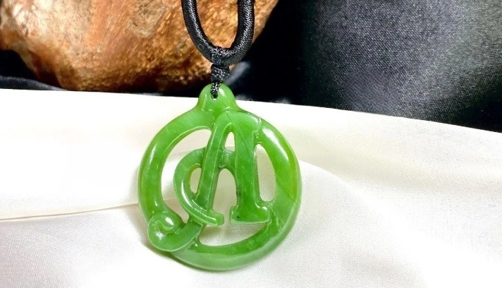 Mua trang sức ngọc cao cấp, uy tín tại King Jades