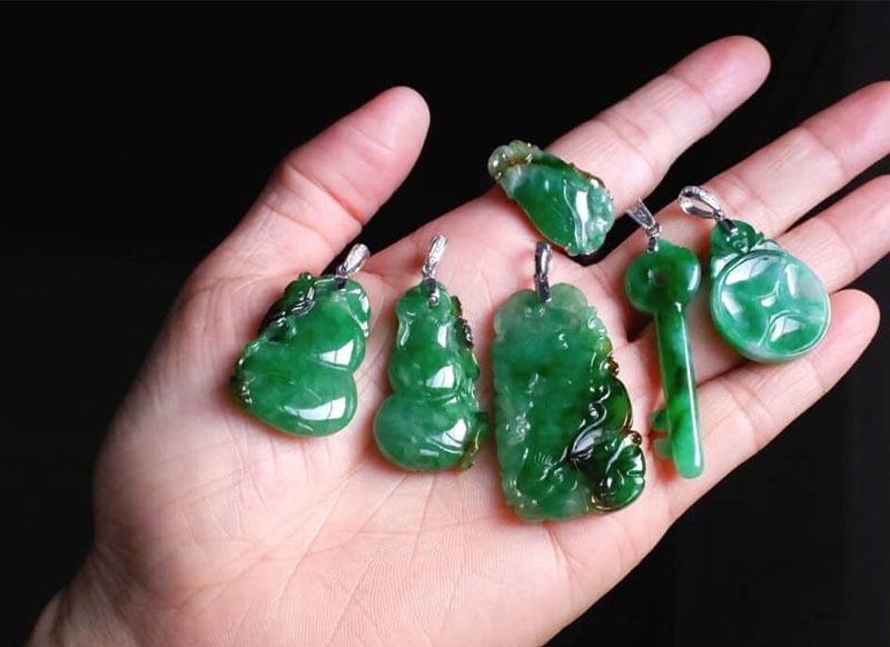 Quà tặng ngọc chúc bình an may mắn