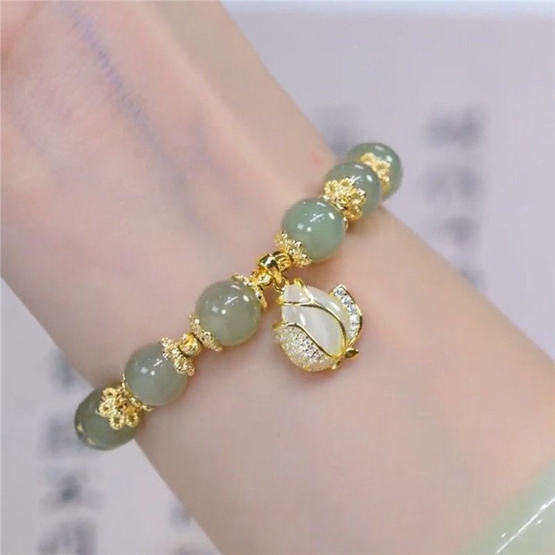 Vòng tay charm ngọc cẩm thạch độc đáo, mới lạ